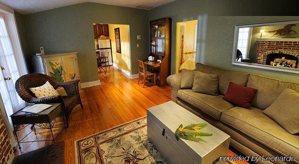 Mango Inn Bed And Breakfast Лейк-Уорт Номер фото