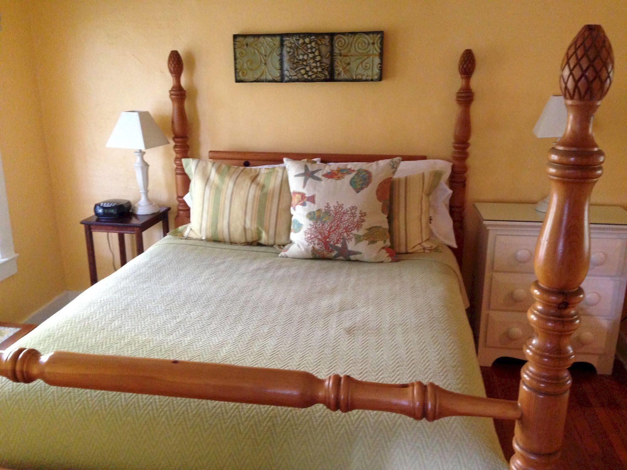 Mango Inn Bed And Breakfast Лейк-Уорт Экстерьер фото